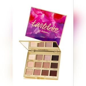 Tarte  Tartelette In Bloom Clay Eyeshadow Palette